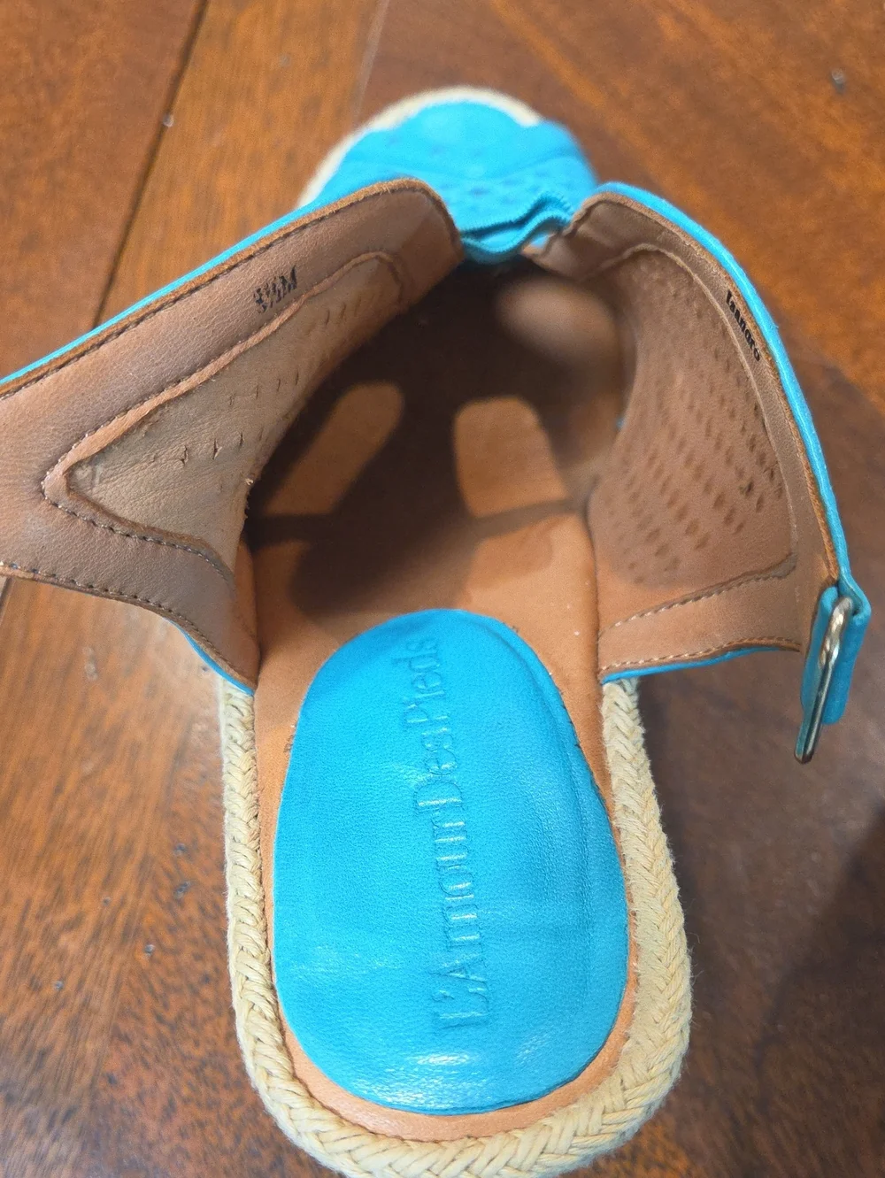 LAmour Des Pieds comfortable turquoise